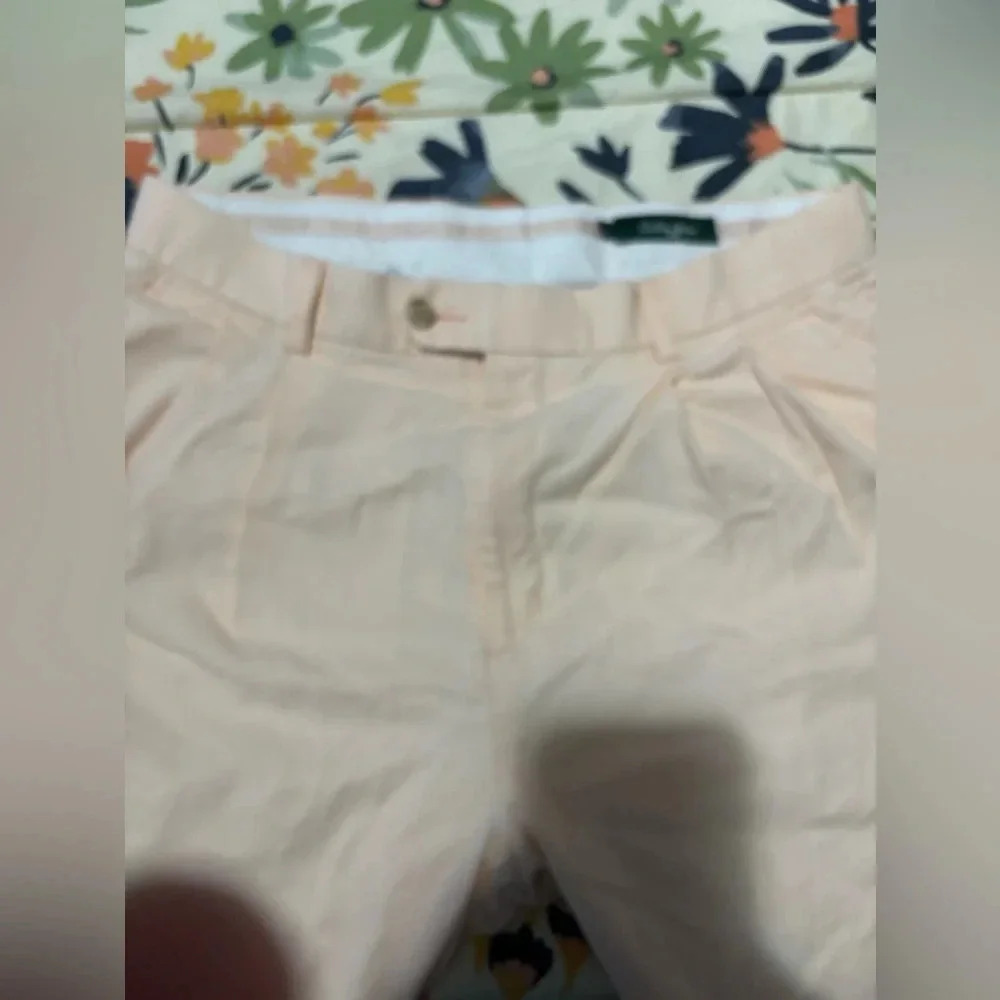 Bobby Jones size 32-khaki, pale, pink, no flaws. - Picture 4 of 11